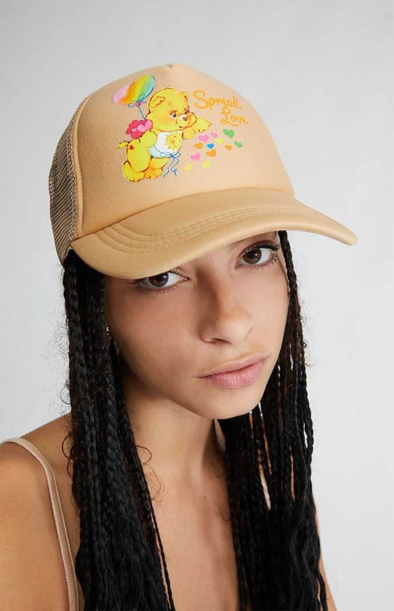 Chapeau PacSun Spread Love Trucker Femme Beige | 574028MCP